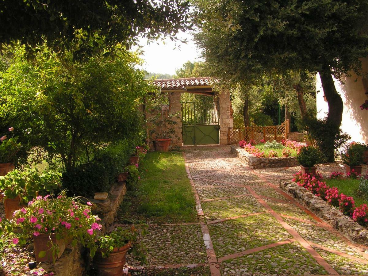 Casa Arezzola Villa Spoleto Exterior photo